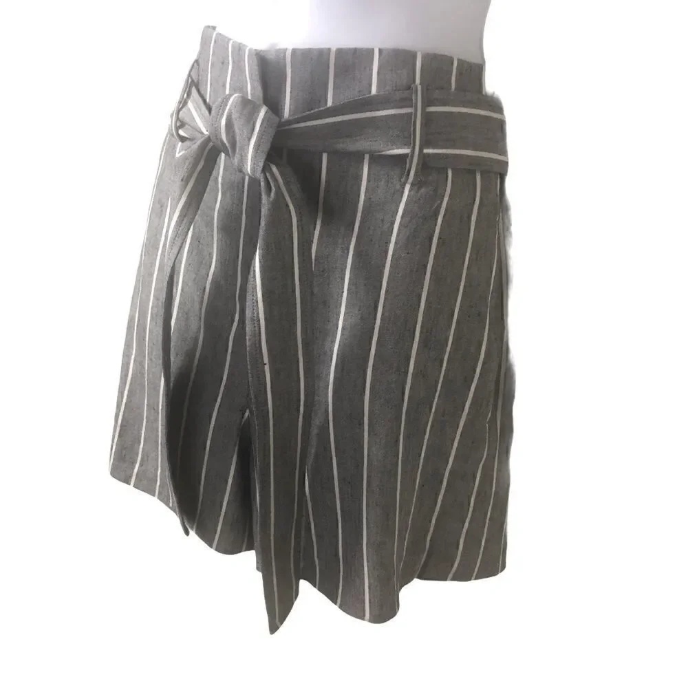 Women’s High Waisted Belted Theory Shorts. Size 4